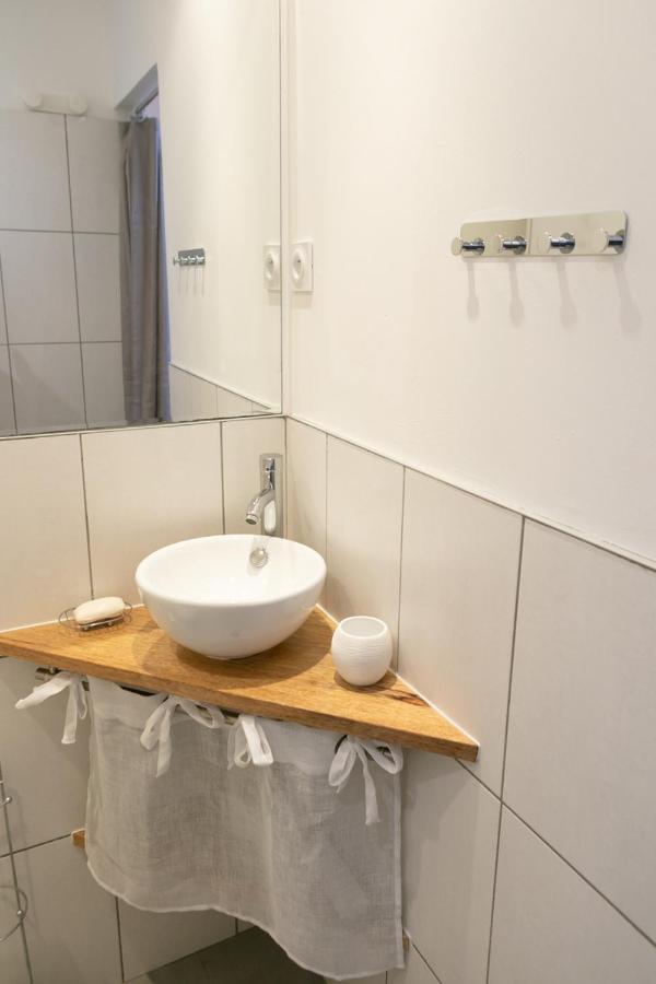Studio Vaucluse Clovis L'Isle-sur-la-Sorgue Bagian luar foto