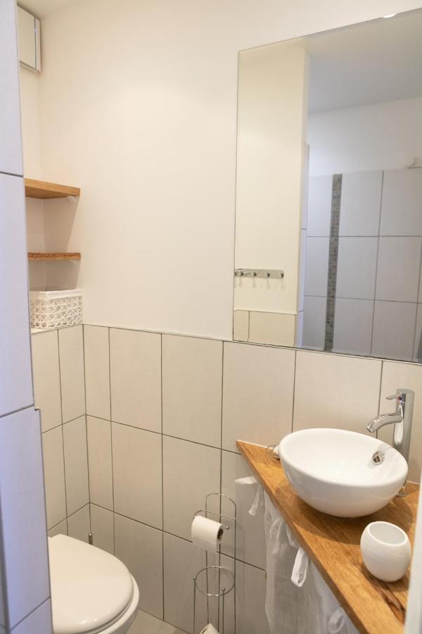 Studio Vaucluse Clovis L'Isle-sur-la-Sorgue Bagian luar foto