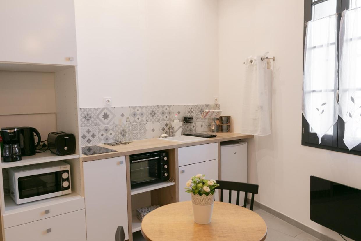 Studio Vaucluse Clovis L'Isle-sur-la-Sorgue Bagian luar foto